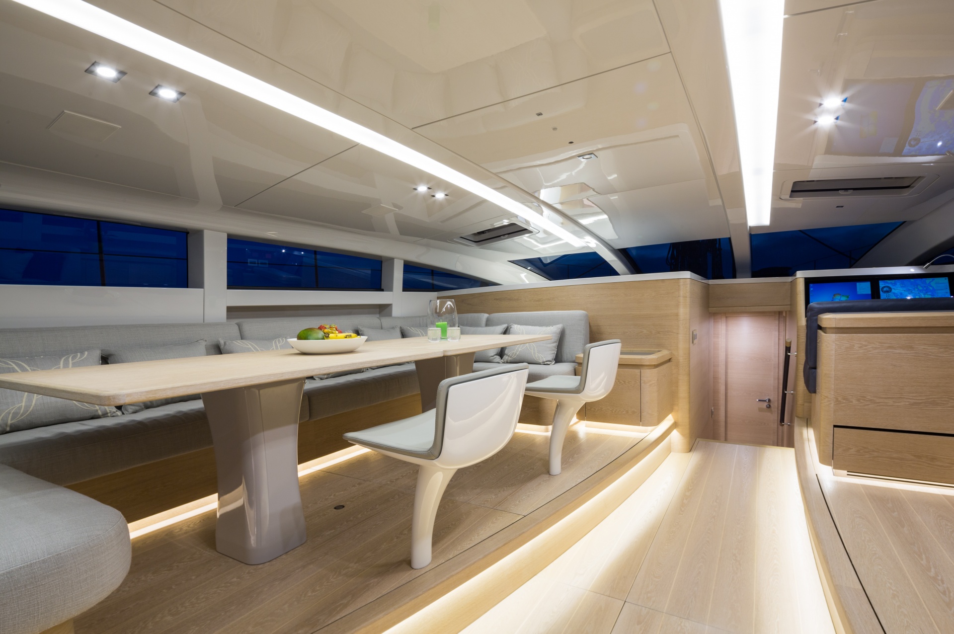 Fastmount in Baltic Yachts 108 WinWin