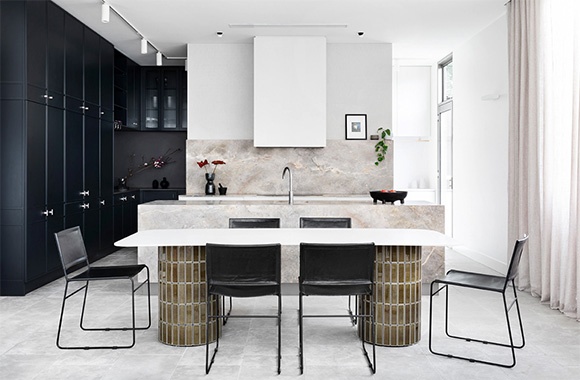 Pro Reveal: 4 Designer Kitchen Islands With Ideas to Steal